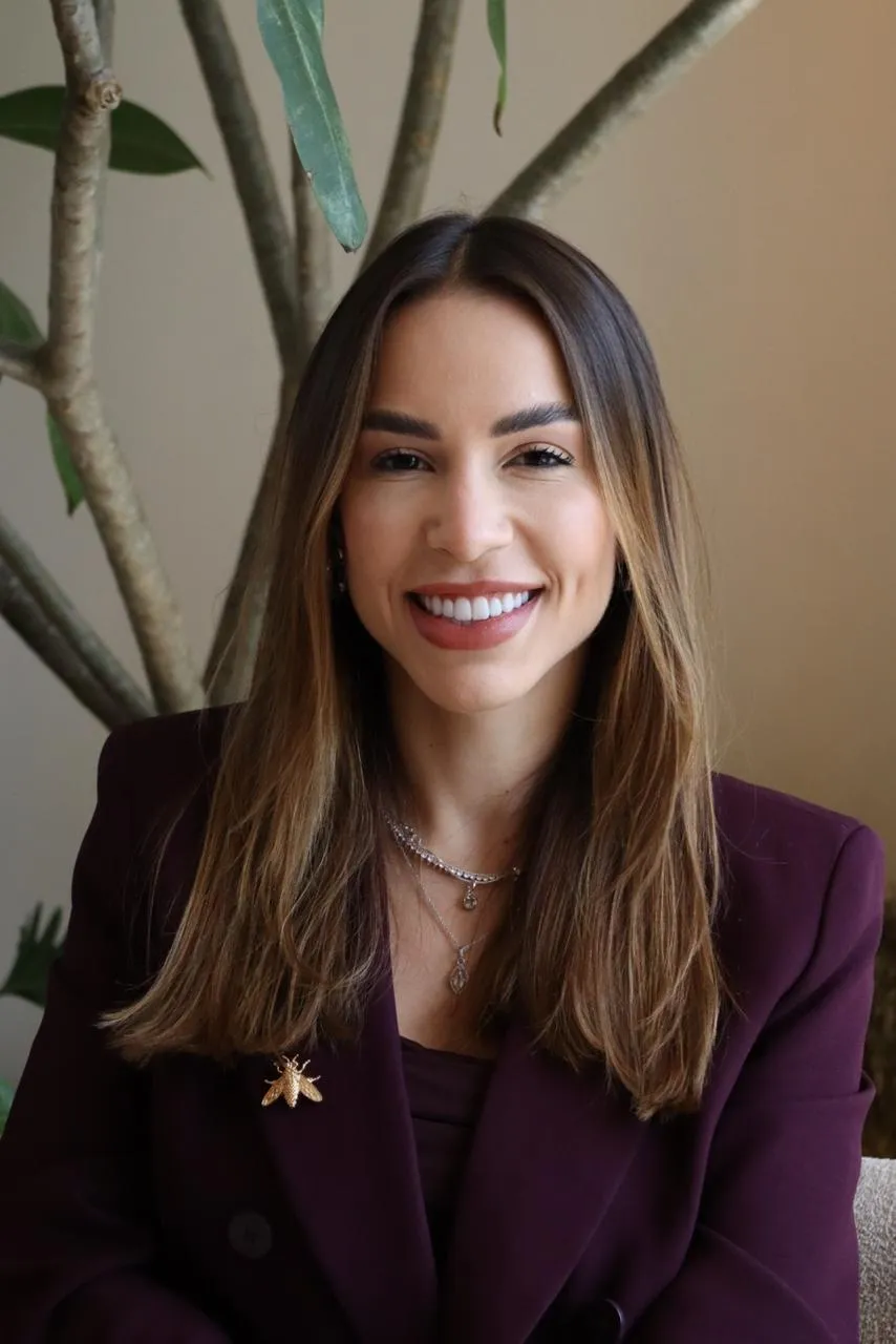 Dra. Natália Daniela, especialista em endocrinologia e metabolismo feminino